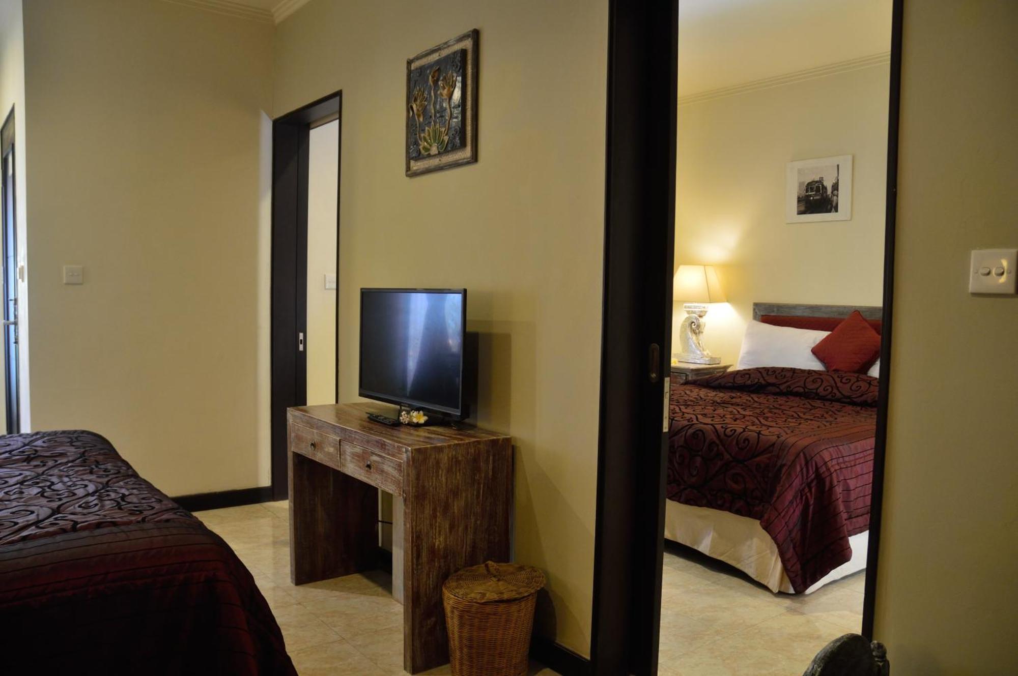 Peneeda View Beach Hotel Sanur  Room photo