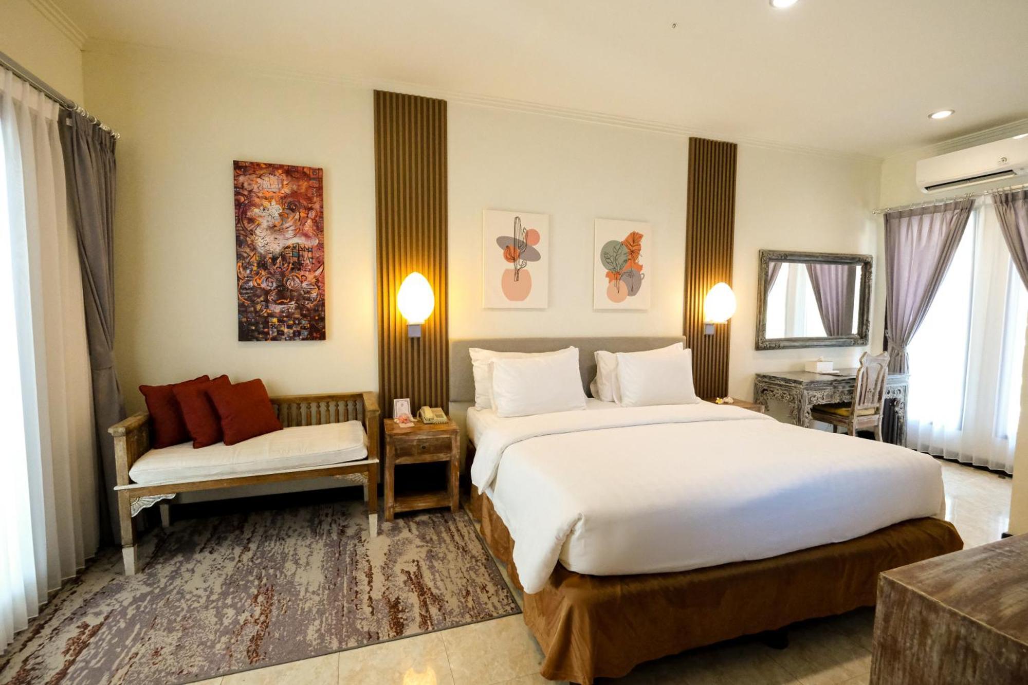 Peneeda View Beach Hotel Sanur  Exterior photo